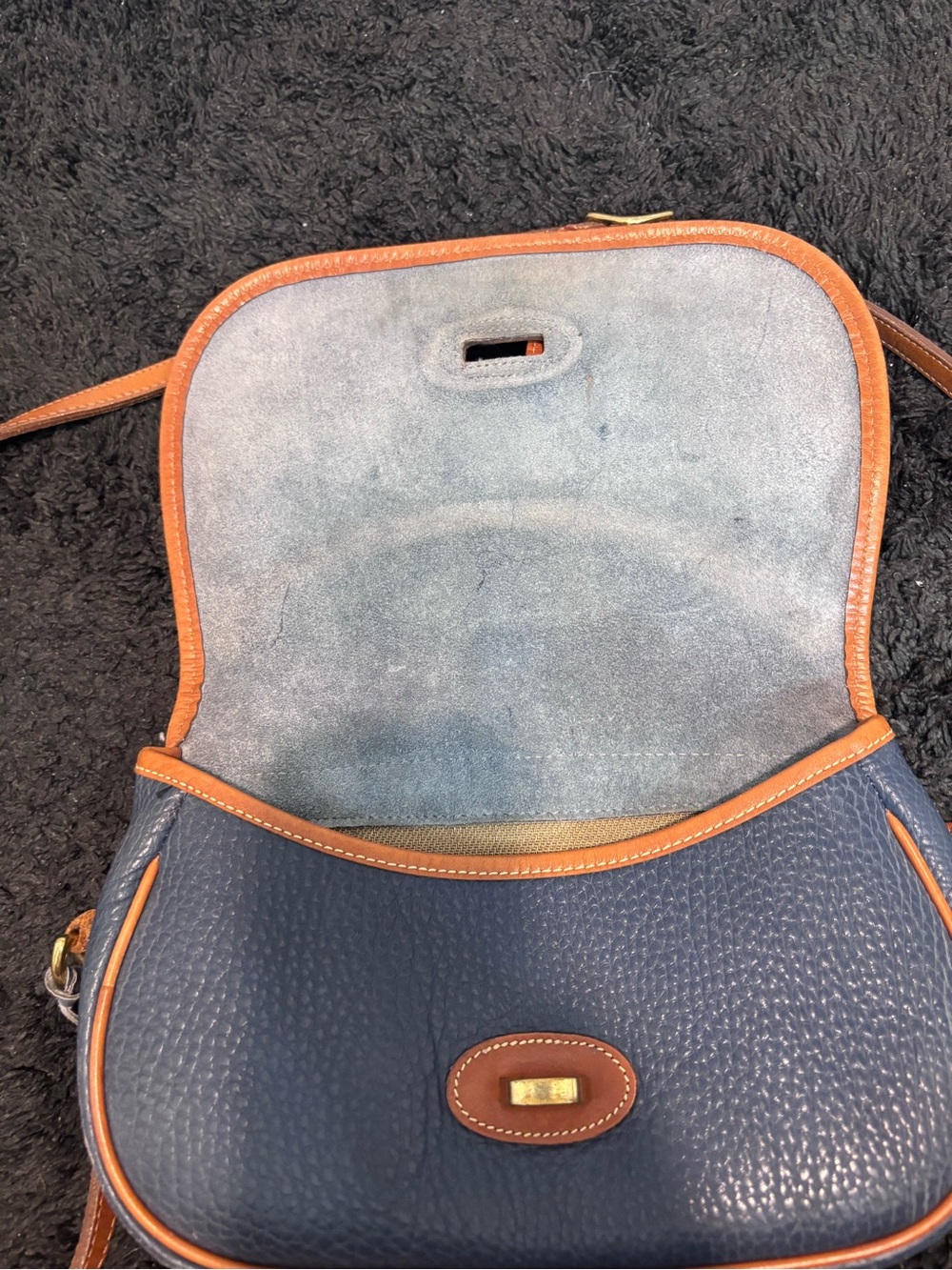 Vintage Dooney & Bourke All Weather Leather Over & Under Tack Navy British tan - Picture 4 of 9
